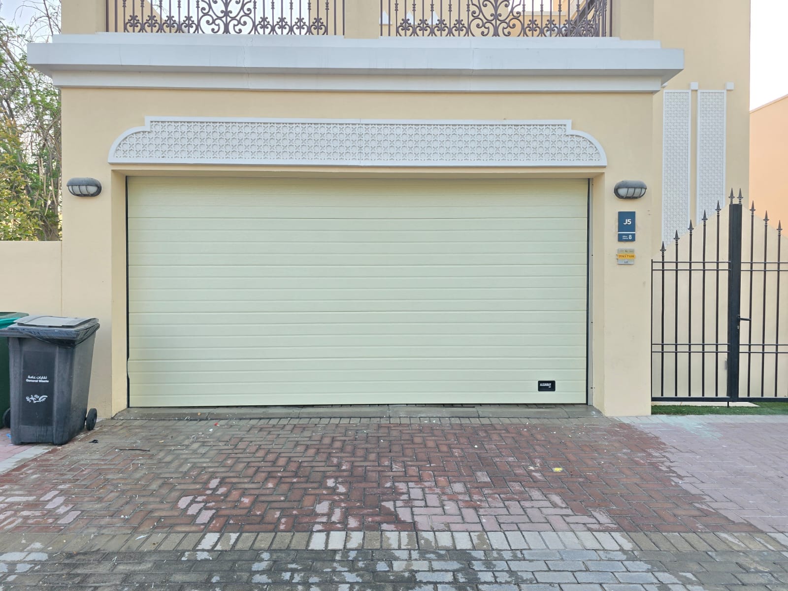 Beige Overhead Door Smart Standard - BAB ALSARAY AUTOMATIC GATES & BARRIERS TRADING LLC