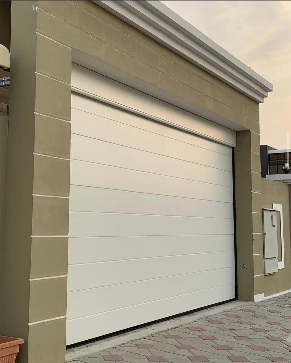 Full Garage Door Replacement in UAE: Cost, Specs & Quote Checklist