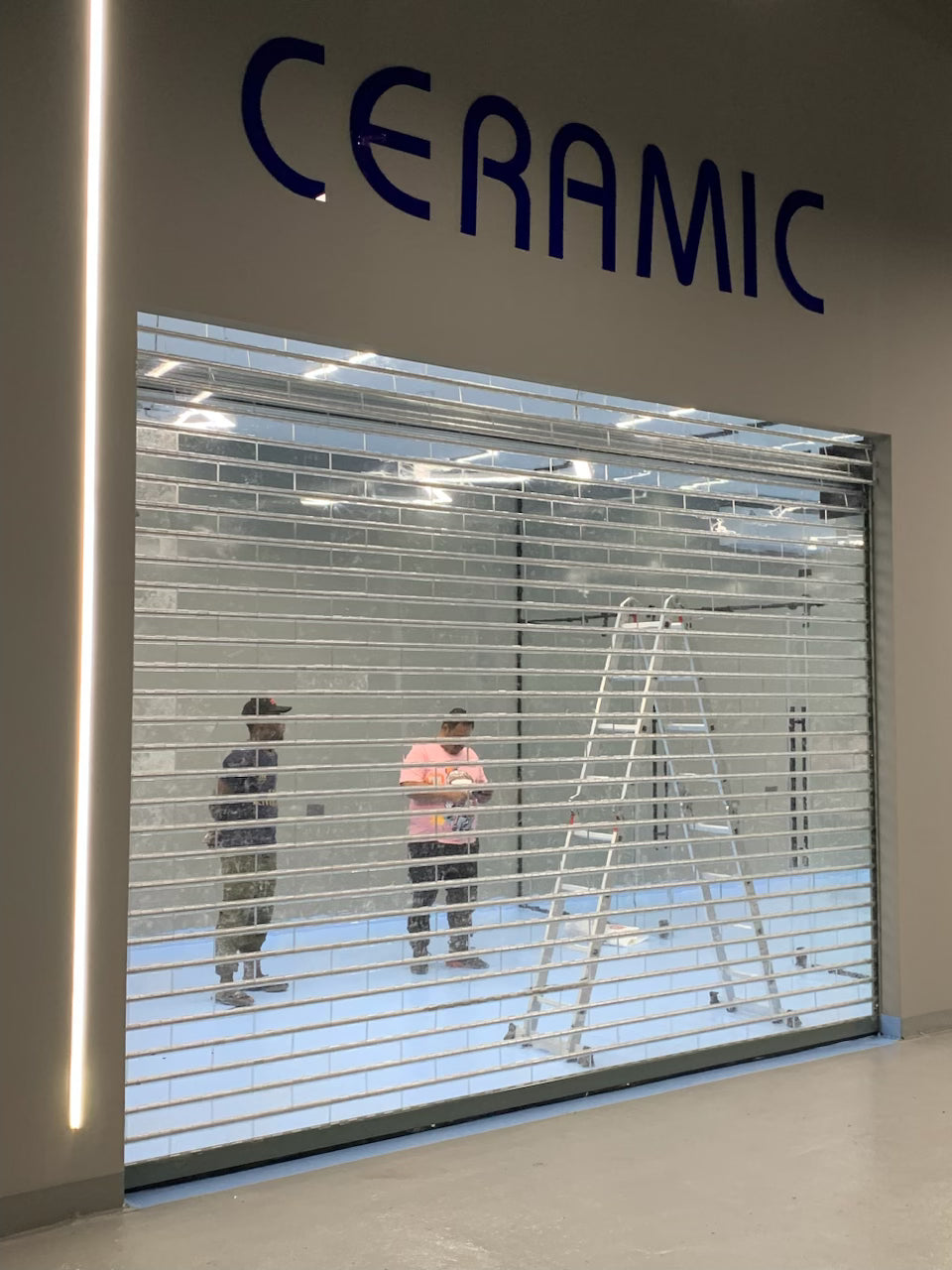 Automatic Polycarbonate Shutter - شتر بولي كربونيت أوتوماتيكي - BAB ALSARAY AUTOMATIC GATES & BARRIERS TRADING LLC