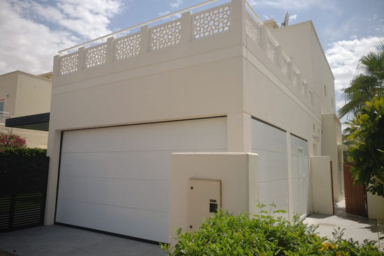 White Overhead Door  - باب كراج لون ابيض - BAB ALSARAY AUTOMATIC GATES & BARRIERS TRADING LLC
