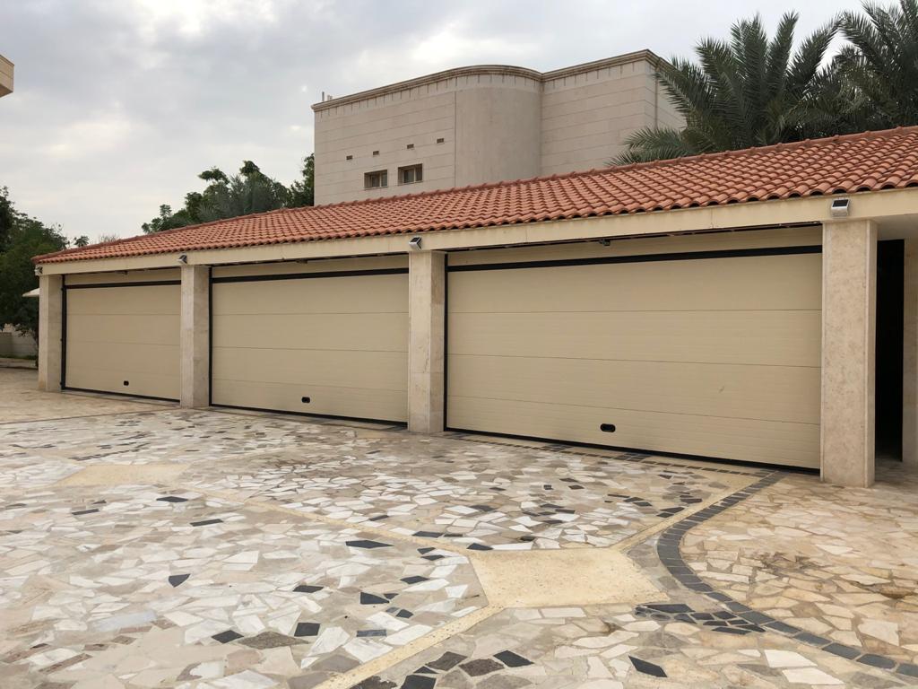 Beige Overhead Door - باب كراج لون بيج - BAB ALSARAY AUTOMATIC GATES & BARRIERS TRADING LLC