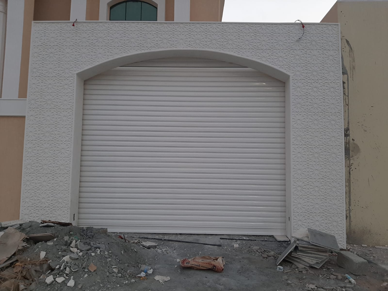 GI / Aluminum Double Shutter - باب شتر دبل المونيوم او حديد - BAB ALSARAY AUTOMATIC GATES & BARRIERS TRADING LLC