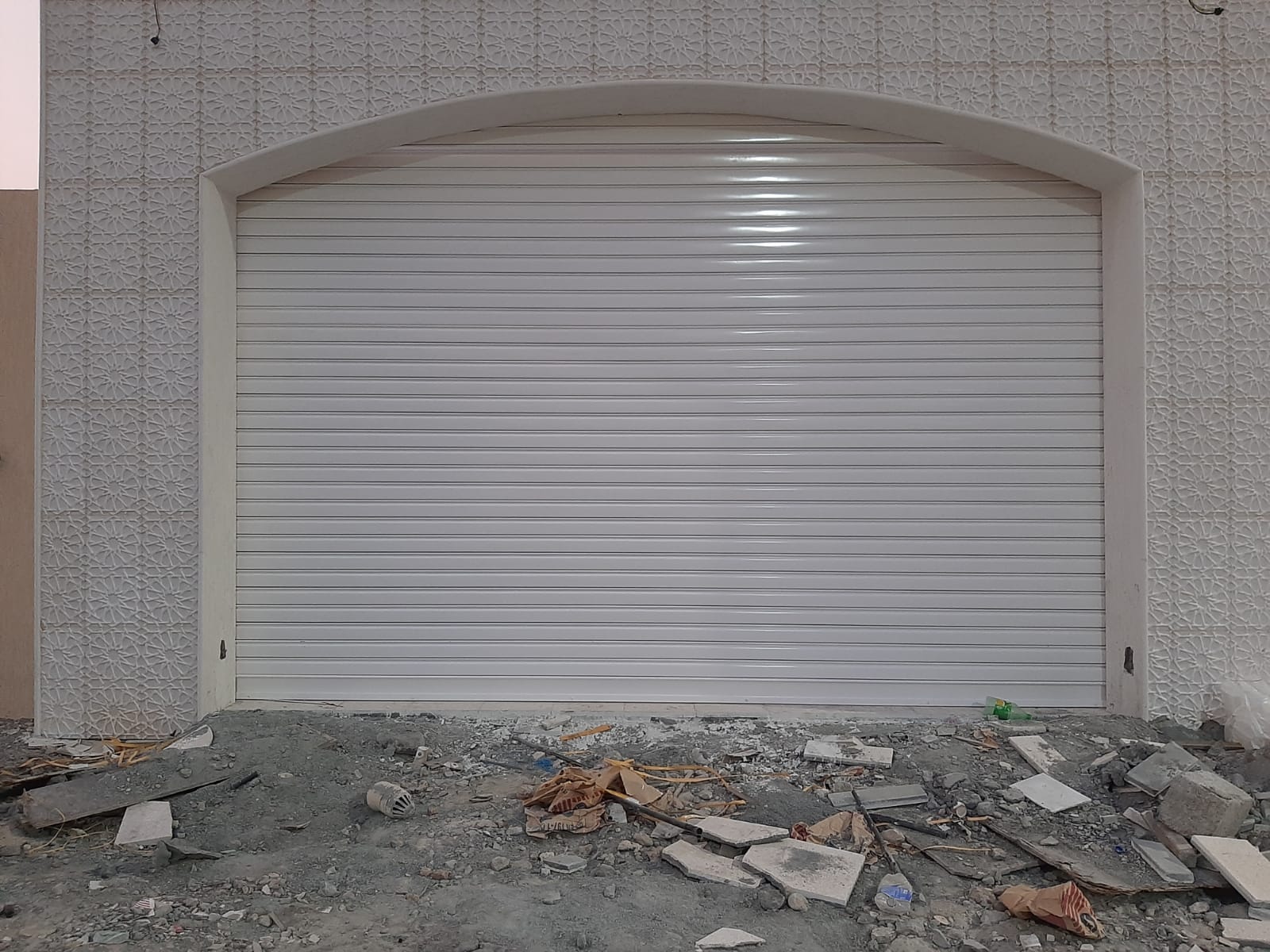 GI / Aluminum Double Shutter - باب شتر دبل المونيوم او حديد - BAB ALSARAY AUTOMATIC GATES & BARRIERS TRADING LLC